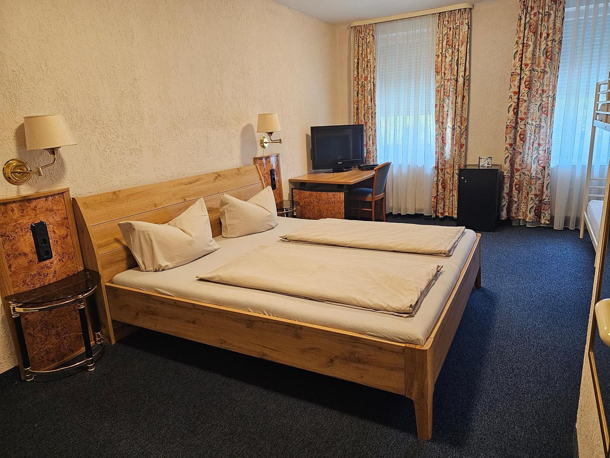 Hotel City Faber Вормс Экстерьер фото